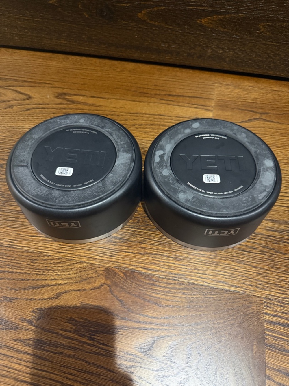 Yeti Black Stainless Pet Bowl Duo with Silver Interior - Picture 2 of 6